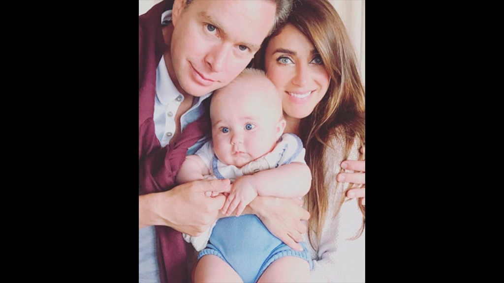 El hijo de Manuel Velasco y Anahí toca el piano