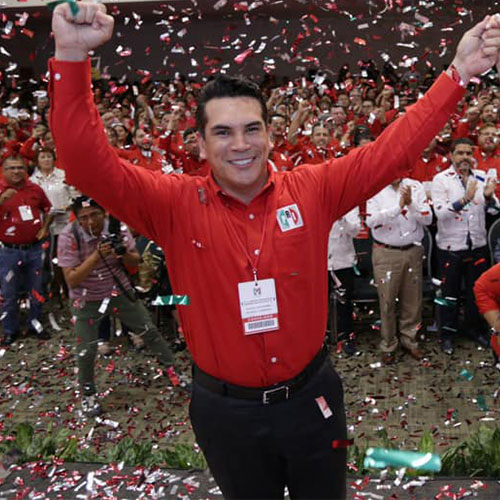 Alejandro Moreno se destapa por la presidencia del PRI