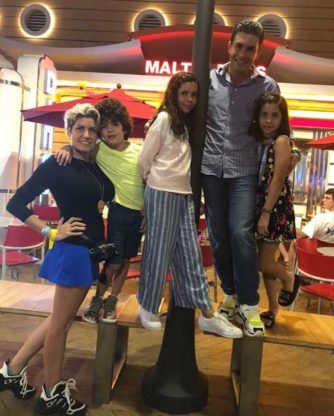 políticos celebran a sus padres