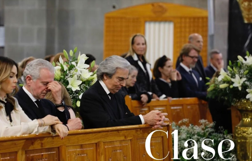 Santiago Creel acompañó a su hija